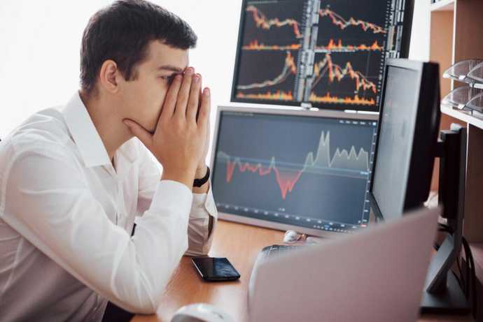 Stop-Loss: What It Is, How It Functions & Different Types